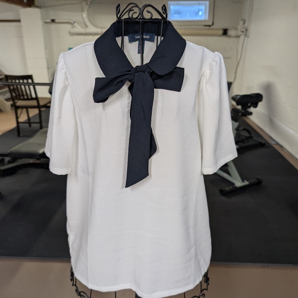 Modcloth White Top with Navy Accent